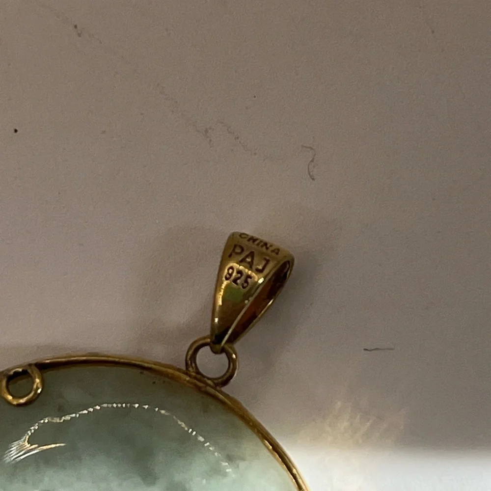 23k Gold Plated Sterling Jade Butterfly Pendant - Picture 2 of 2